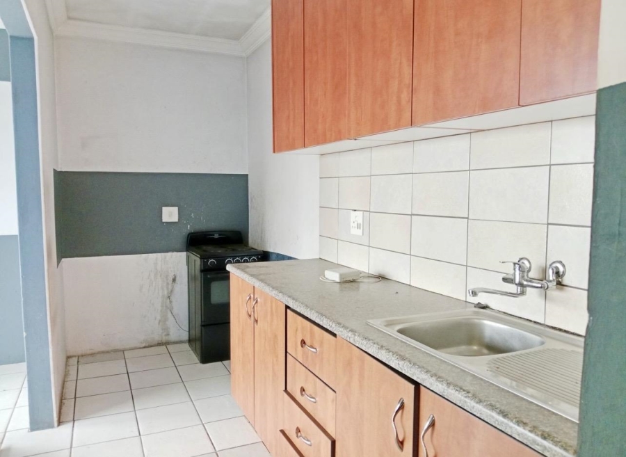 1 Bedroom Property for Sale in Vosloorus Gauteng