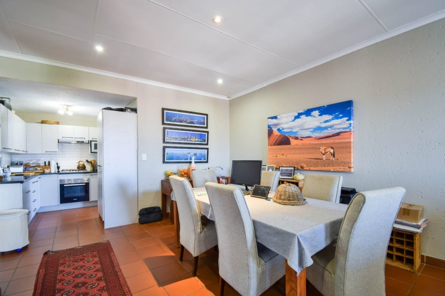 3 Bedroom Property for Sale in Faerie Glen Gauteng