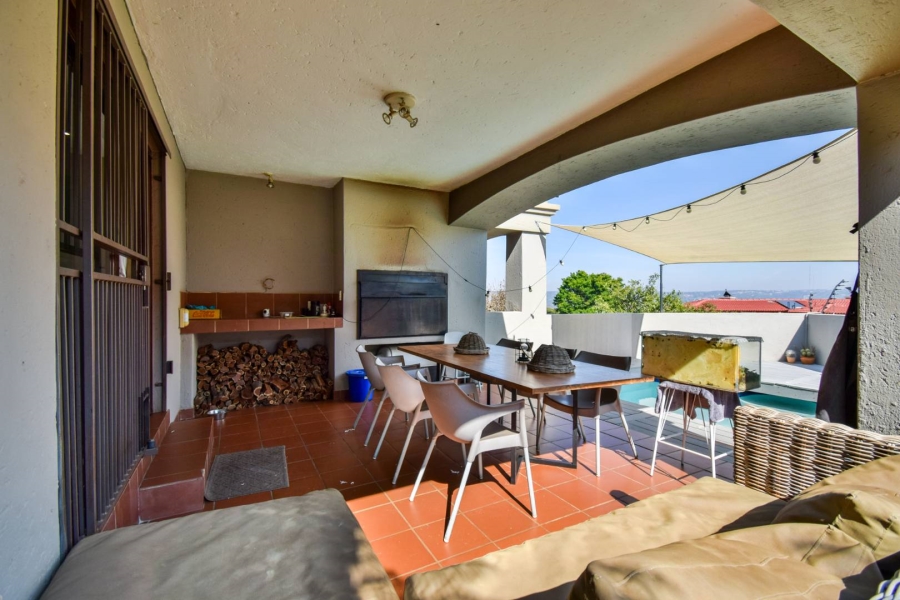 3 Bedroom Property for Sale in Faerie Glen Gauteng