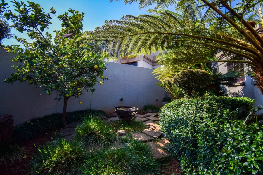 3 Bedroom Property for Sale in Faerie Glen Gauteng