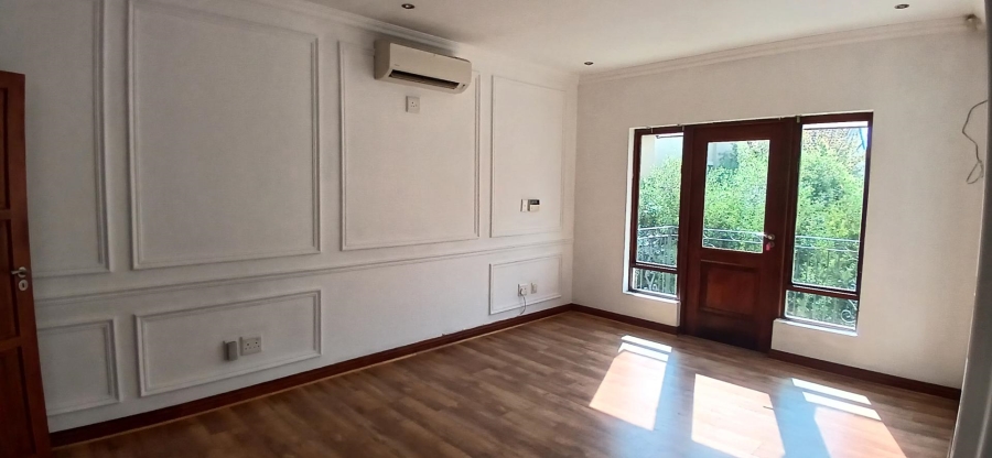 To Let 5 Bedroom Property for Rent in Broadacres Gauteng