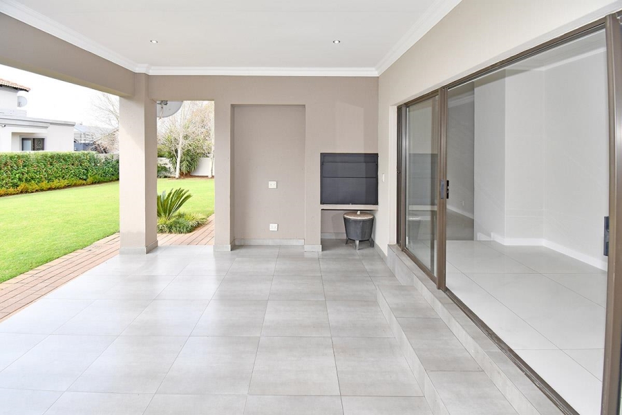 To Let 4 Bedroom Property for Rent in Midlands Estate Gauteng