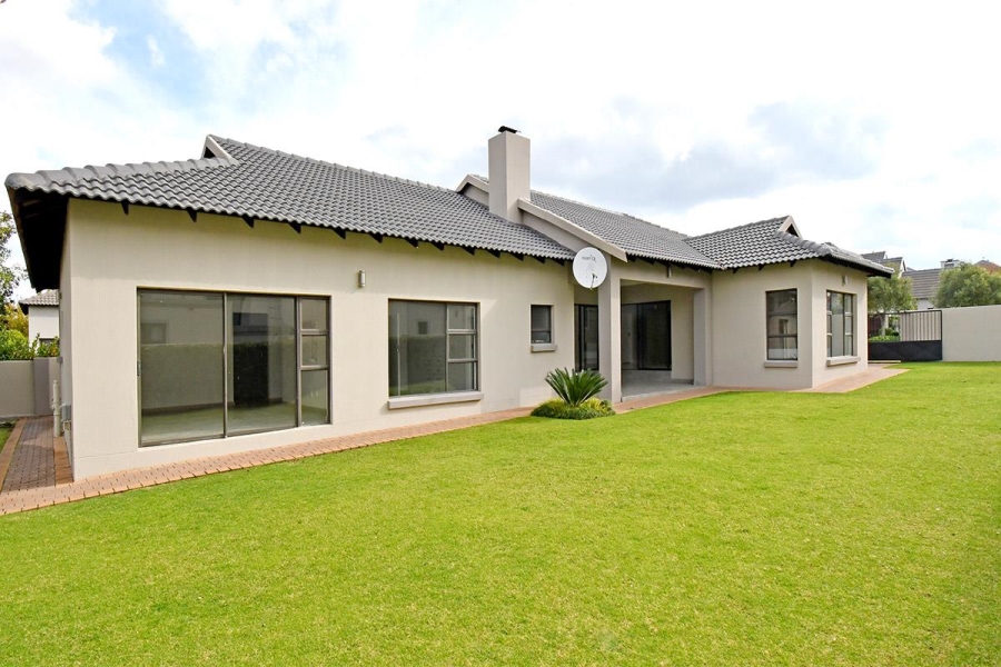 To Let 4 Bedroom Property for Rent in Midlands Estate Gauteng