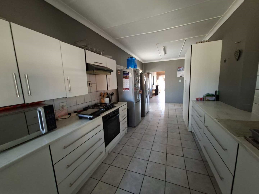 To Let 3 Bedroom Property for Rent in Booysens Gauteng