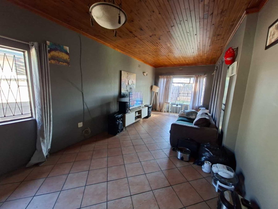 To Let 3 Bedroom Property for Rent in Booysens Gauteng