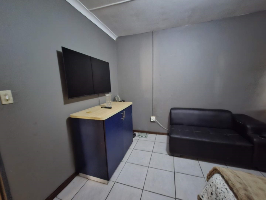 To Let 3 Bedroom Property for Rent in Booysens Gauteng