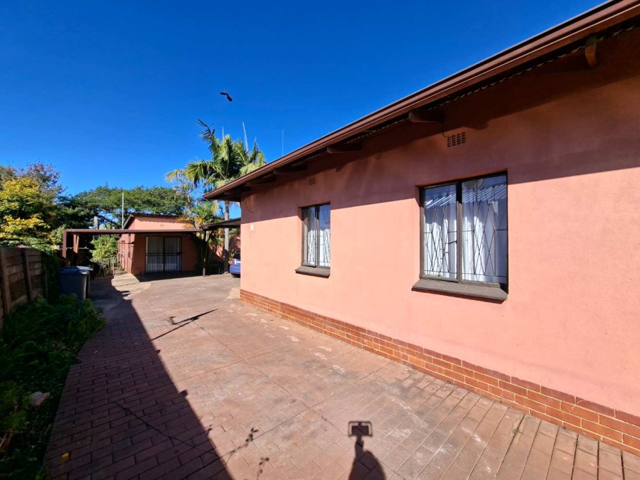 To Let 3 Bedroom Property for Rent in Booysens Gauteng