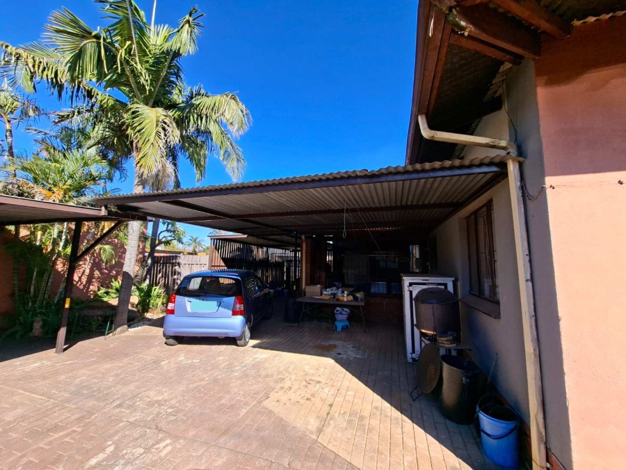 To Let 3 Bedroom Property for Rent in Booysens Gauteng