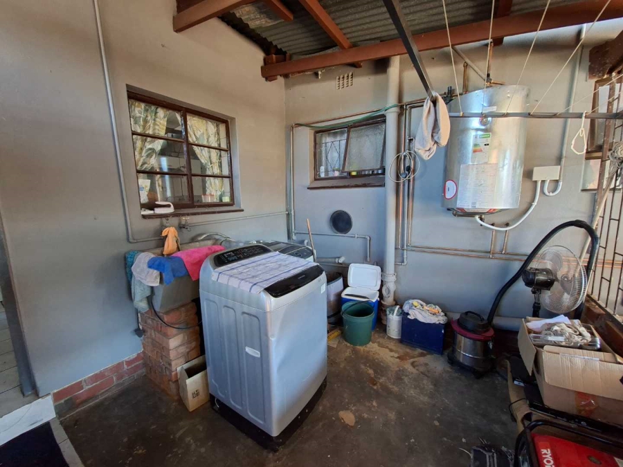 To Let 3 Bedroom Property for Rent in Booysens Gauteng