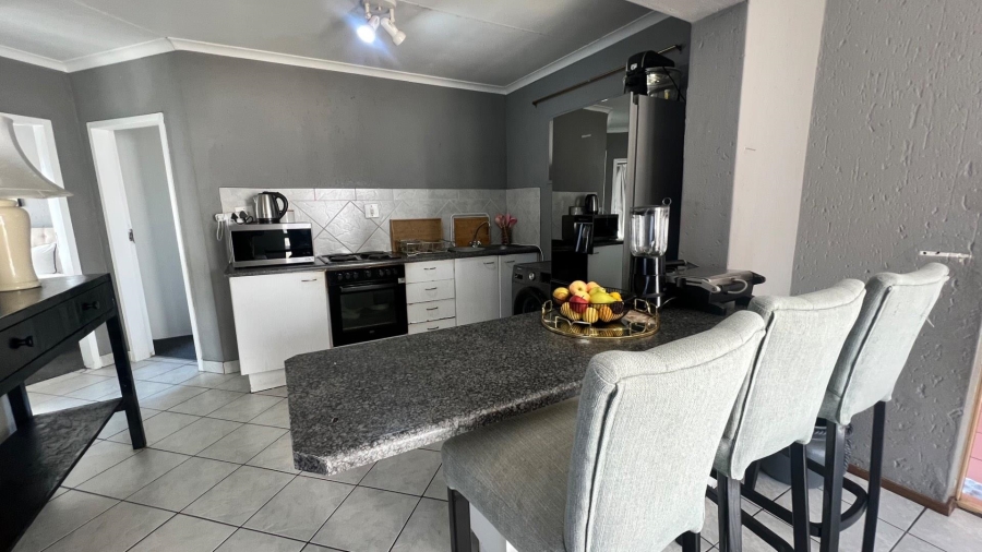 2 Bedroom Property for Sale in Winchester Hills Gauteng