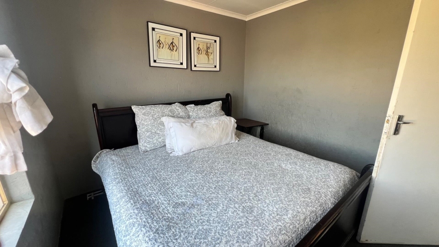 2 Bedroom Property for Sale in Winchester Hills Gauteng