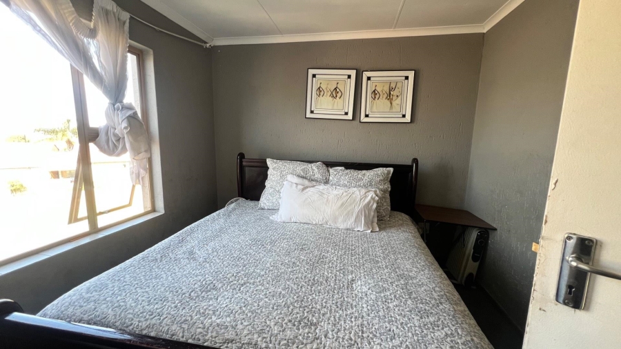 2 Bedroom Property for Sale in Winchester Hills Gauteng