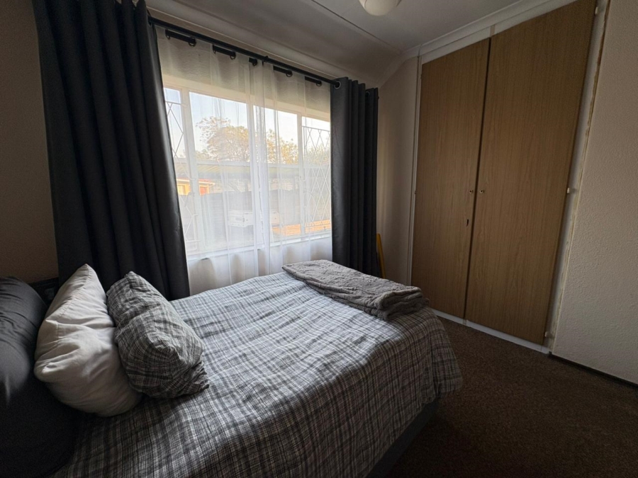 4 Bedroom Property for Sale in Van Riebeeck Park Gauteng