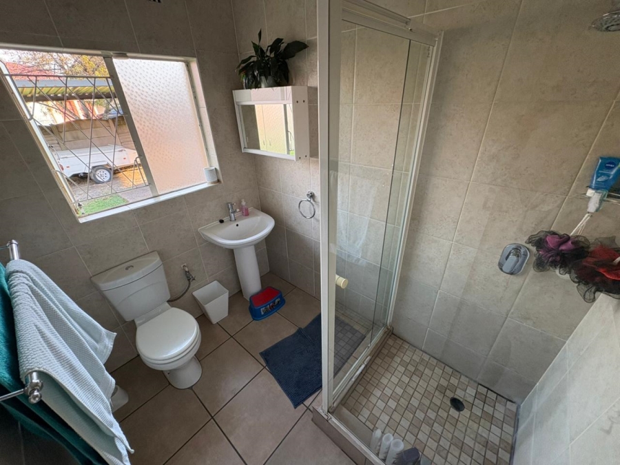 4 Bedroom Property for Sale in Van Riebeeck Park Gauteng