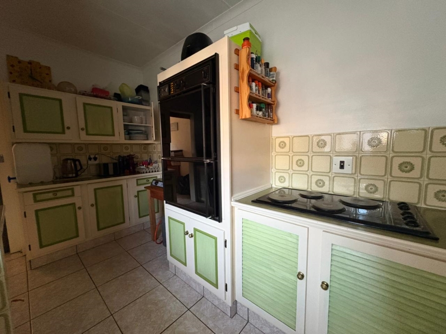 4 Bedroom Property for Sale in Van Riebeeck Park Gauteng