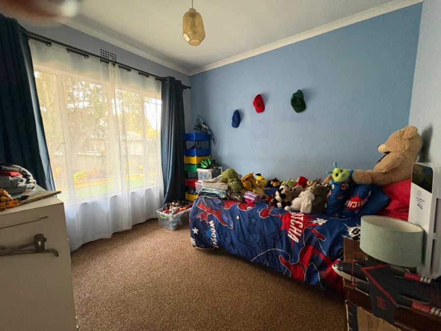 4 Bedroom Property for Sale in Van Riebeeck Park Gauteng