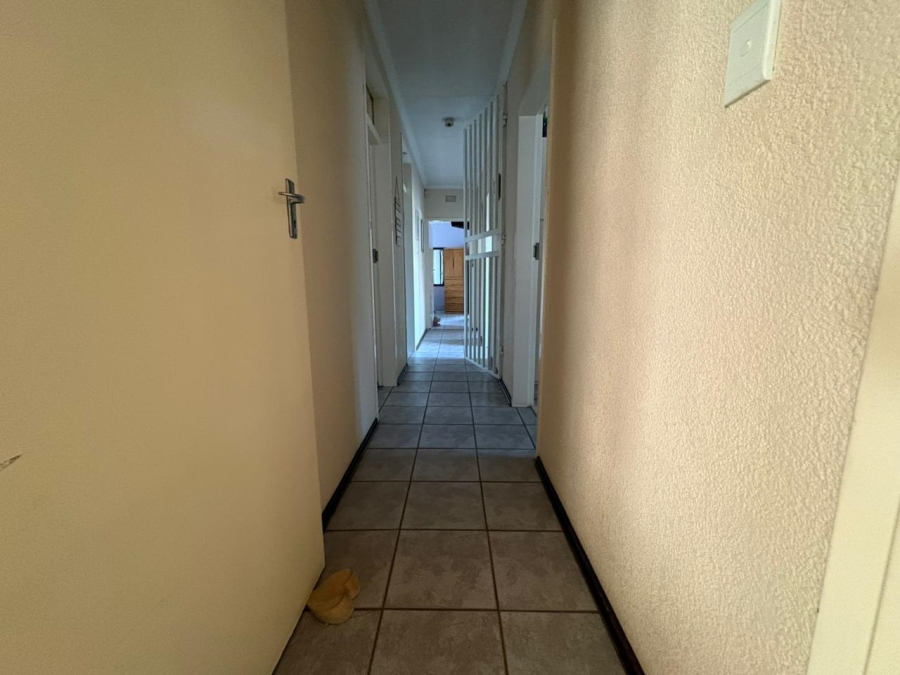 4 Bedroom Property for Sale in Van Riebeeck Park Gauteng