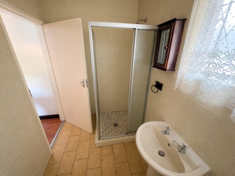 4 Bedroom Property for Sale in Van Riebeeck Park Gauteng