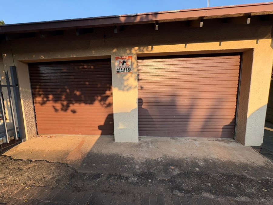 4 Bedroom Property for Sale in Van Riebeeck Park Gauteng