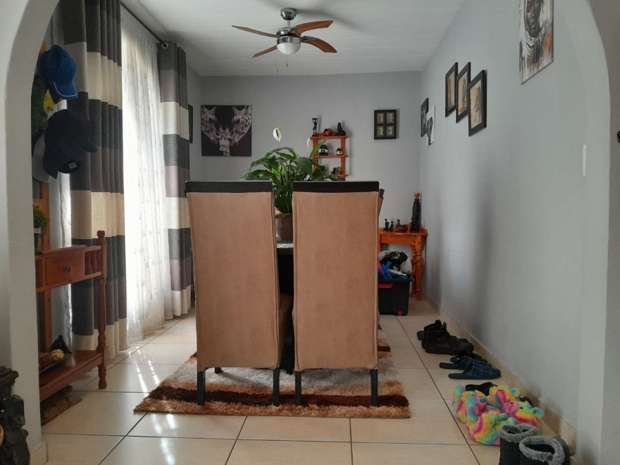 2 Bedroom Property for Sale in South Crest Gauteng