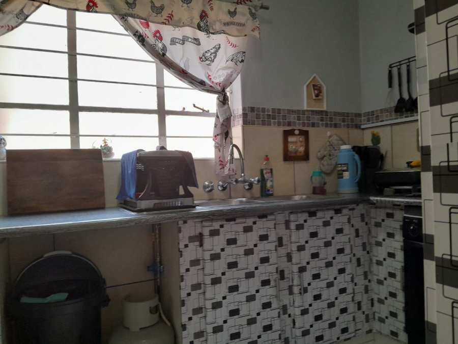 2 Bedroom Property for Sale in South Crest Gauteng