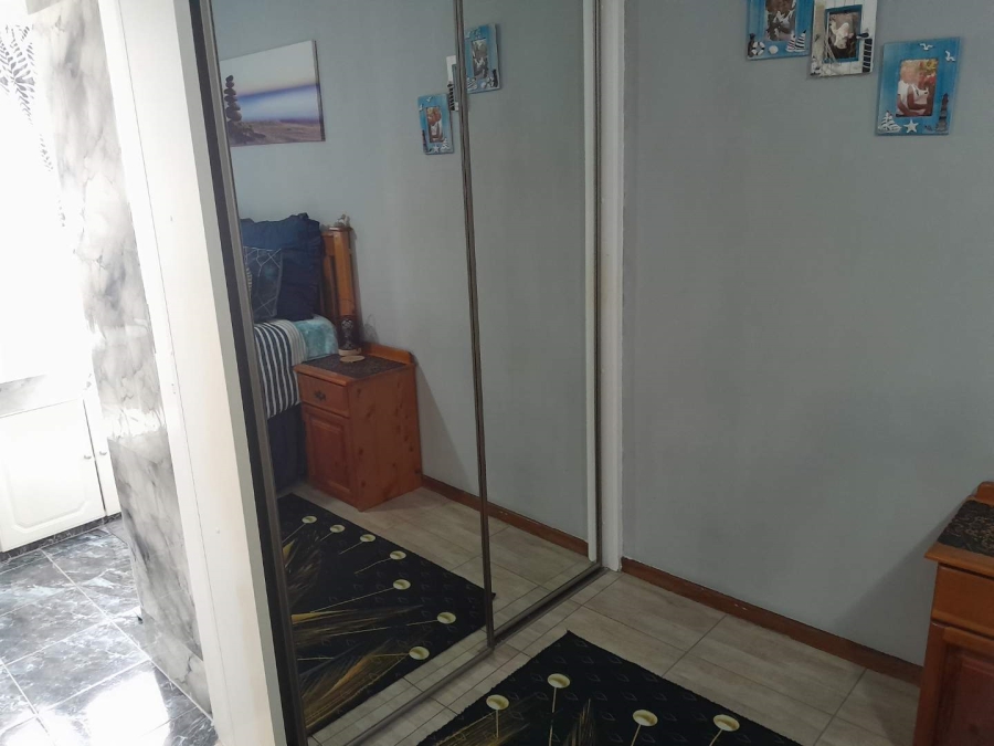 2 Bedroom Property for Sale in South Crest Gauteng