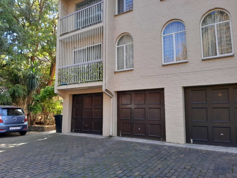 2 Bedroom Property for Sale in South Crest Gauteng