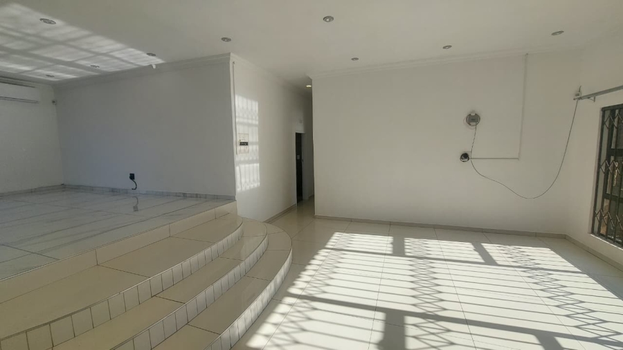 4 Bedroom Property for Sale in Bassonia Gauteng