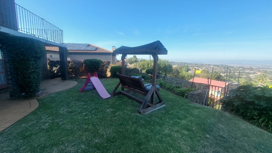 4 Bedroom Property for Sale in Bassonia Gauteng