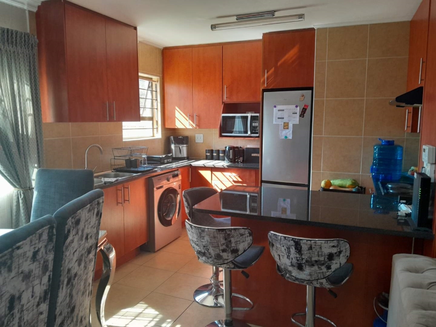 2 Bedroom Property for Sale in New Redruth Gauteng