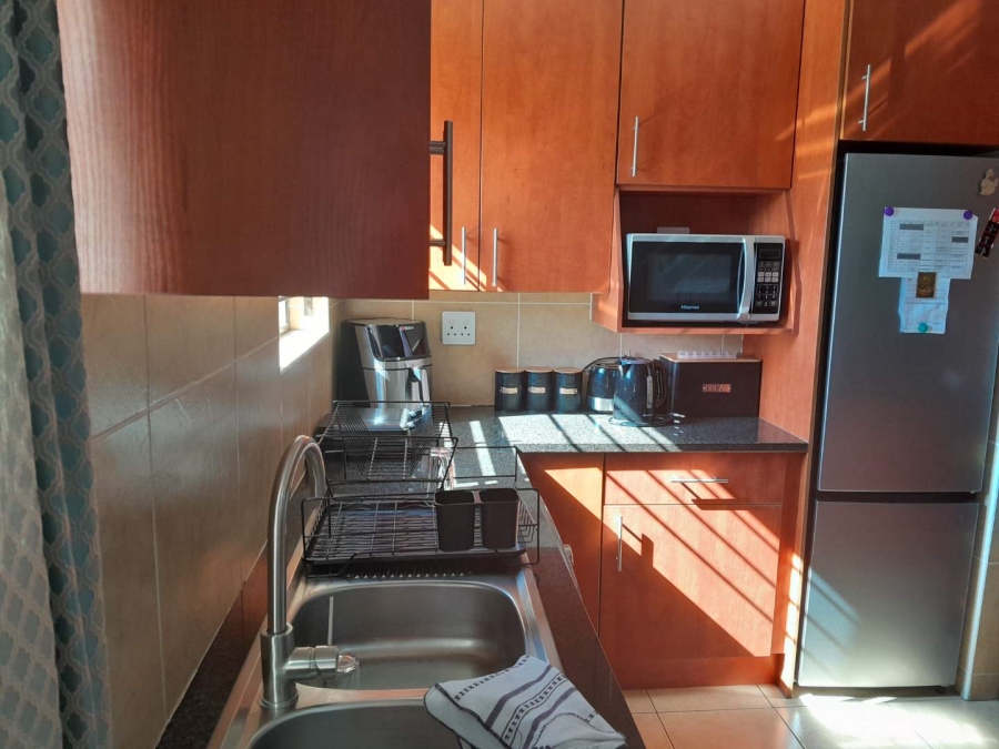 2 Bedroom Property for Sale in New Redruth Gauteng