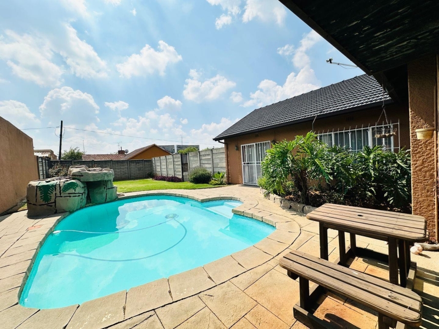 3 Bedroom Property for Sale in Dinwiddie Gauteng