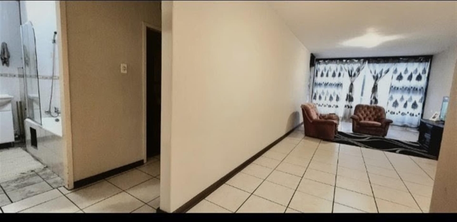 2 Bedroom Property for Sale in Denlee Gauteng