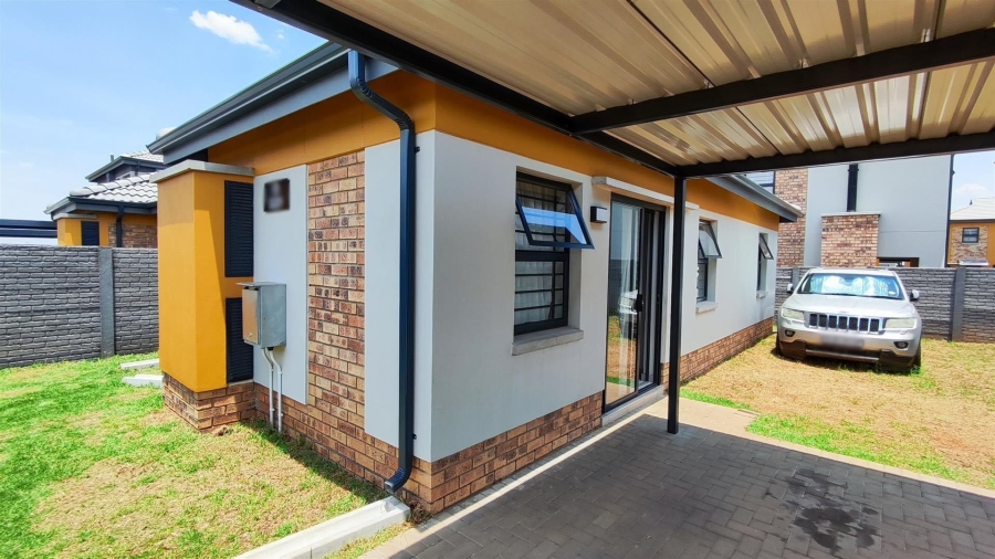 3 Bedroom Property for Sale in Albertsdal Gauteng