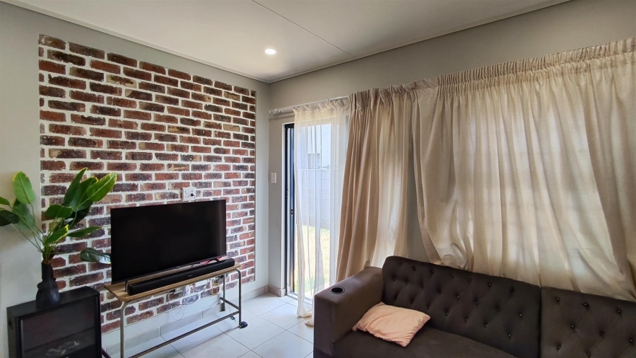 3 Bedroom Property for Sale in Albertsdal Gauteng