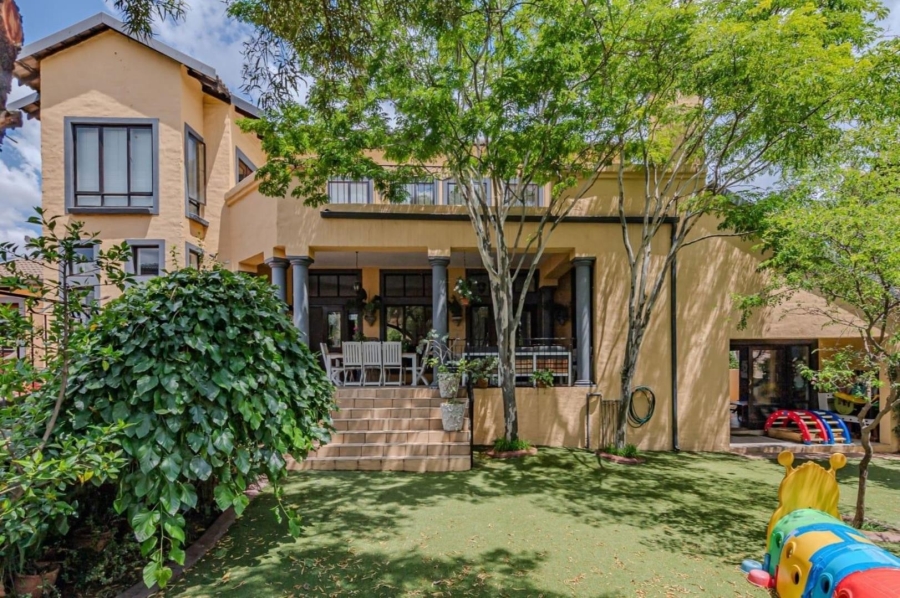 4 Bedroom Property for Sale in Blue Valley Golf Estate Gauteng