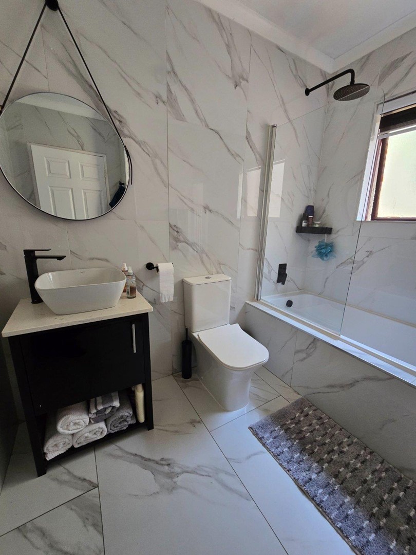 2 Bedroom Property for Sale in New Market Gauteng