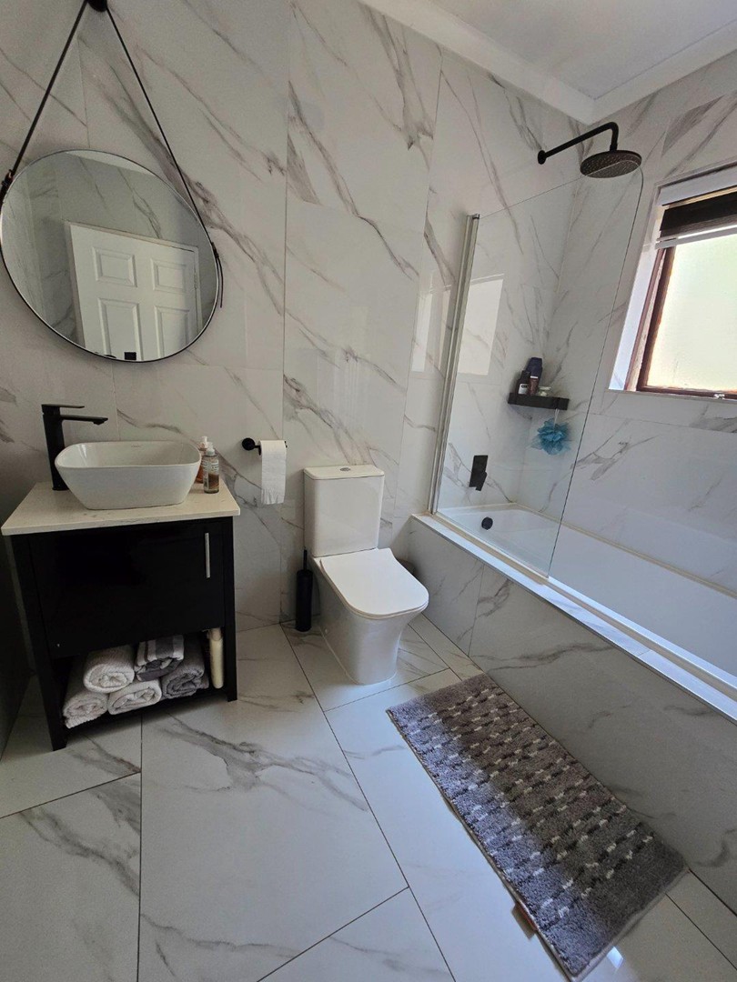 2 Bedroom Property for Sale in New Market Gauteng