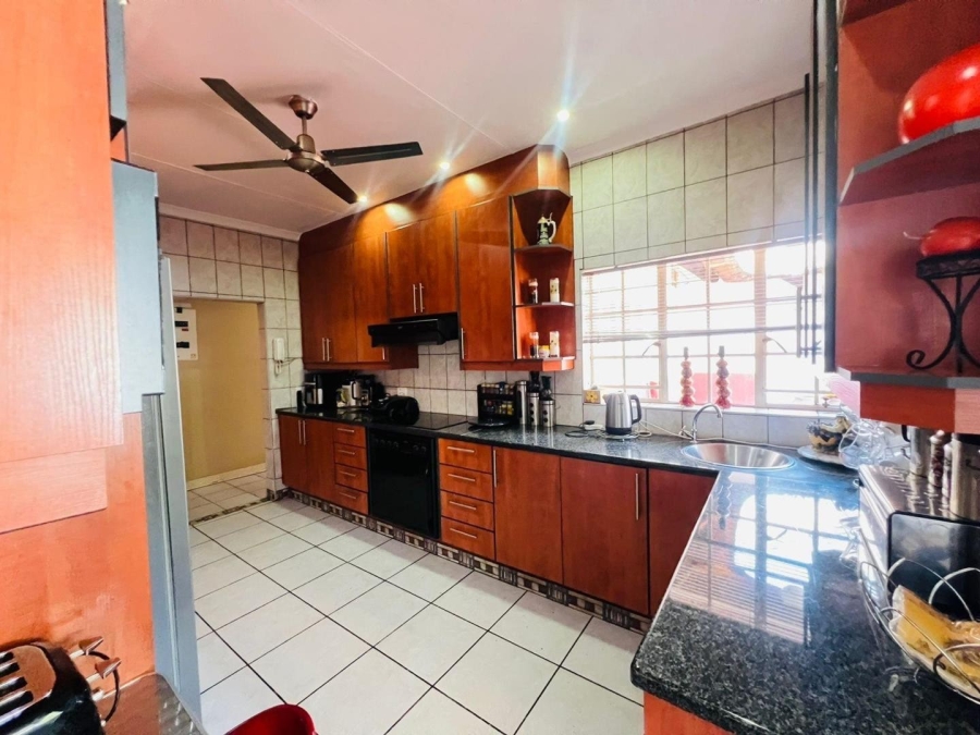 3 Bedroom Property for Sale in Randhart Gauteng