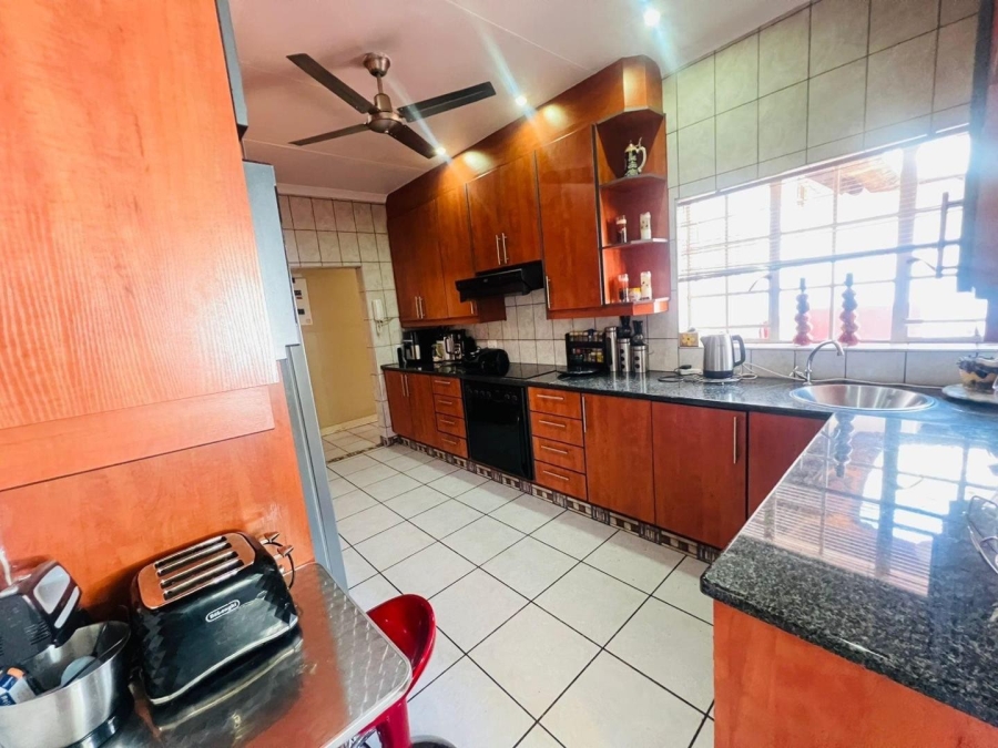 3 Bedroom Property for Sale in Randhart Gauteng