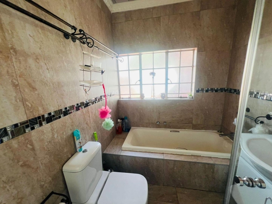 3 Bedroom Property for Sale in Randhart Gauteng