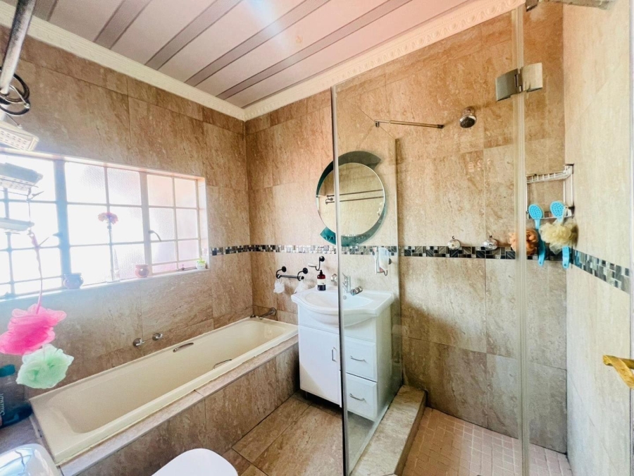 3 Bedroom Property for Sale in Randhart Gauteng