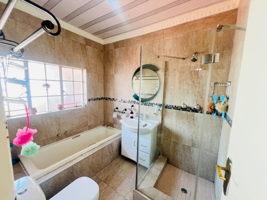 3 Bedroom Property for Sale in Randhart Gauteng