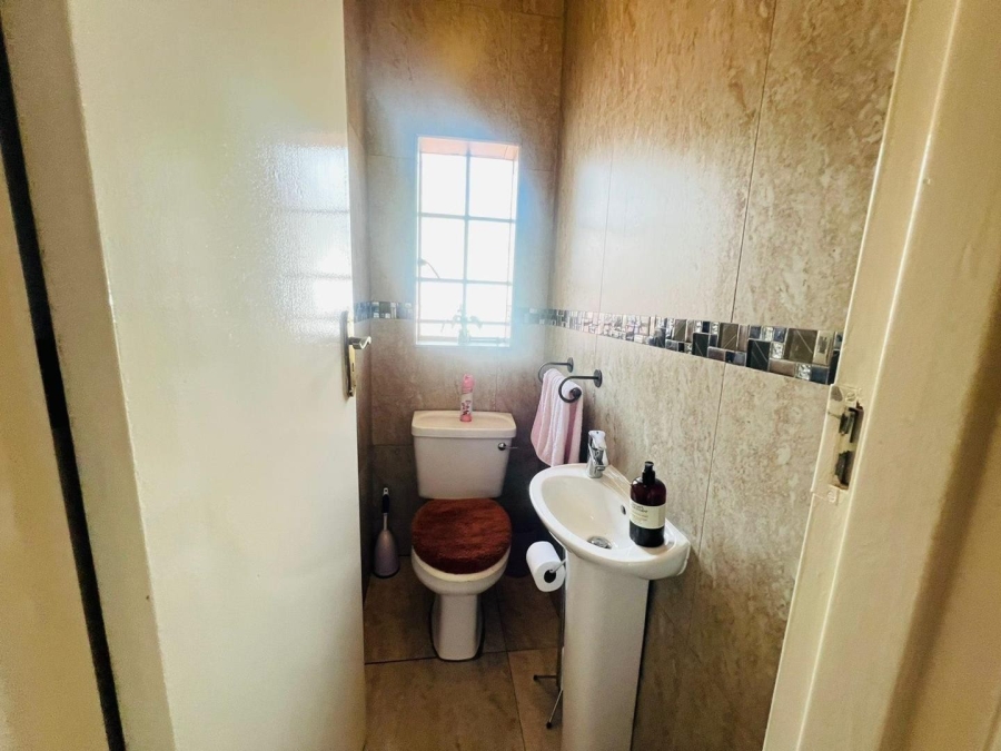 3 Bedroom Property for Sale in Randhart Gauteng