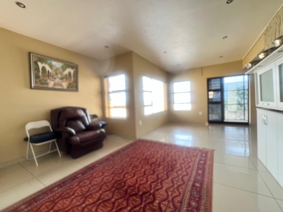3 Bedroom Property for Sale in South Crest Gauteng