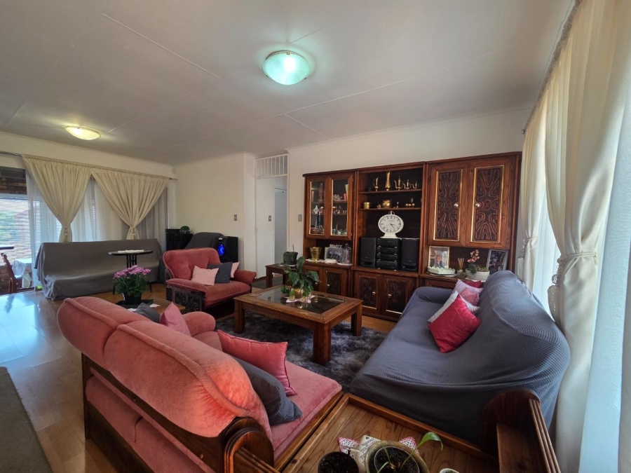 3 Bedroom Property for Sale in South Crest Gauteng