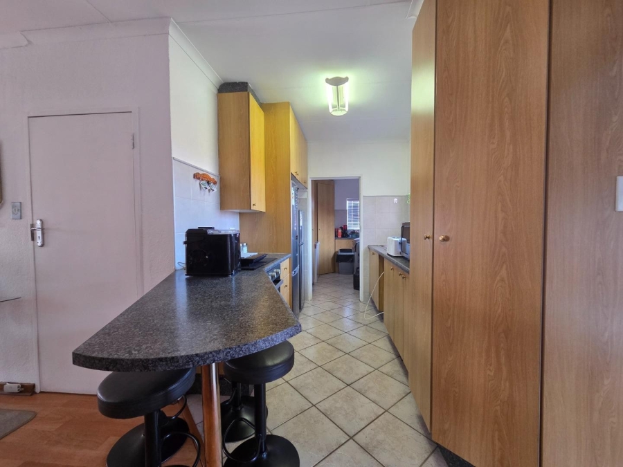 3 Bedroom Property for Sale in South Crest Gauteng