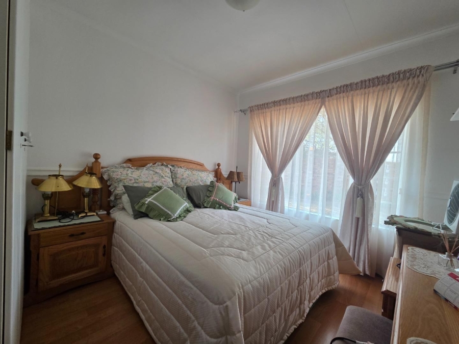 3 Bedroom Property for Sale in South Crest Gauteng
