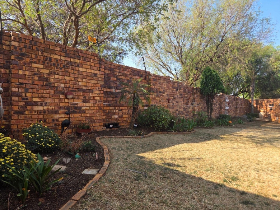 3 Bedroom Property for Sale in South Crest Gauteng