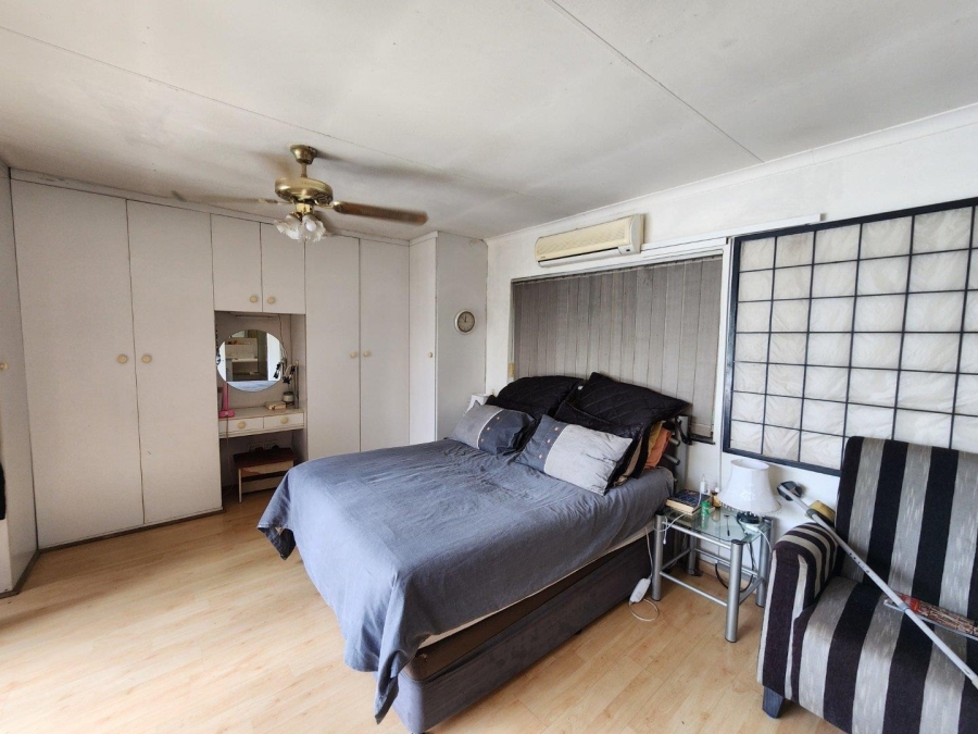 4 Bedroom Property for Sale in Verwoerdpark Gauteng